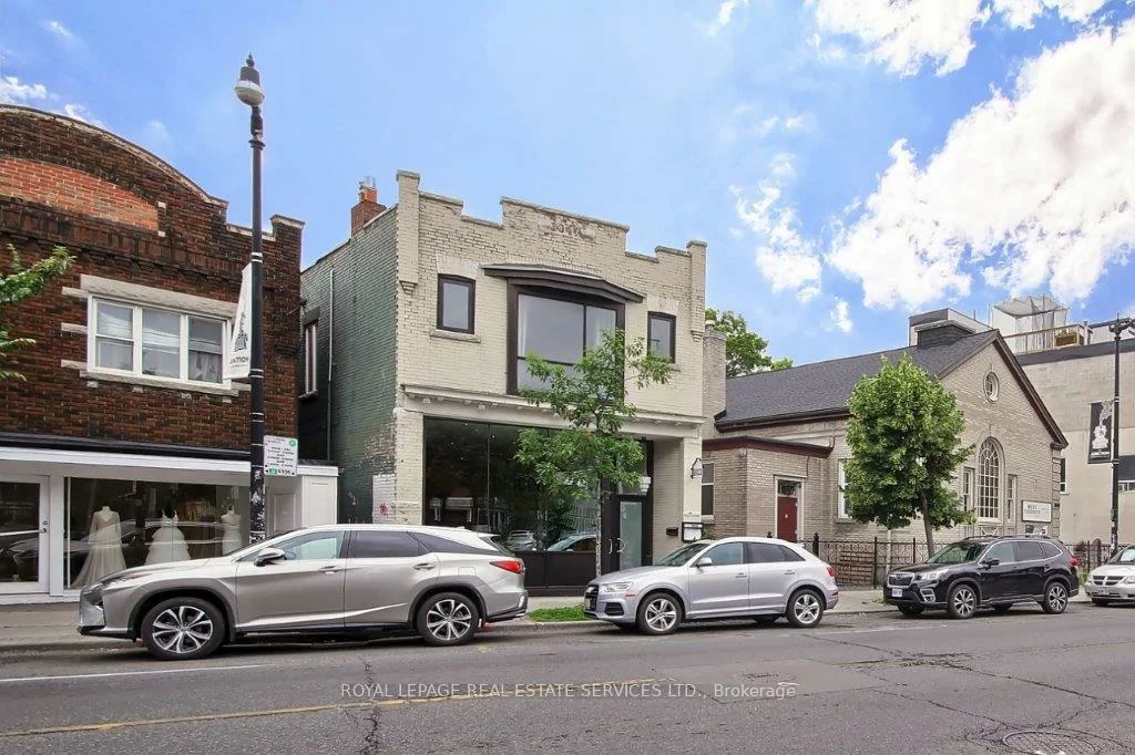 3047, Dundas, Junction Area, Toronto