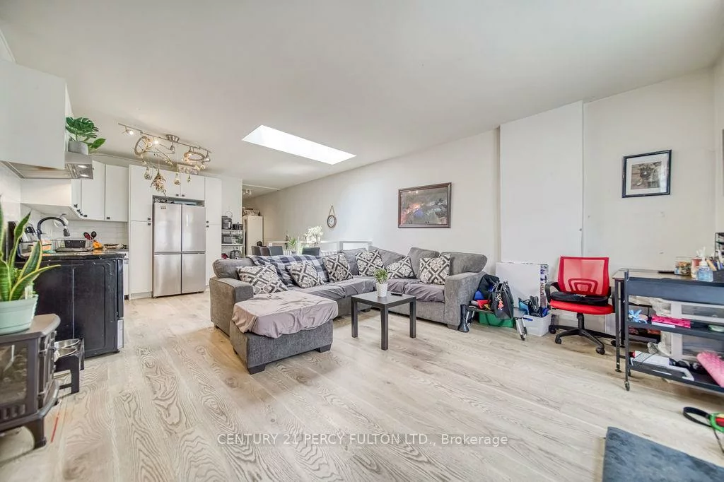 1606, Queen, South Parkdale, Toronto