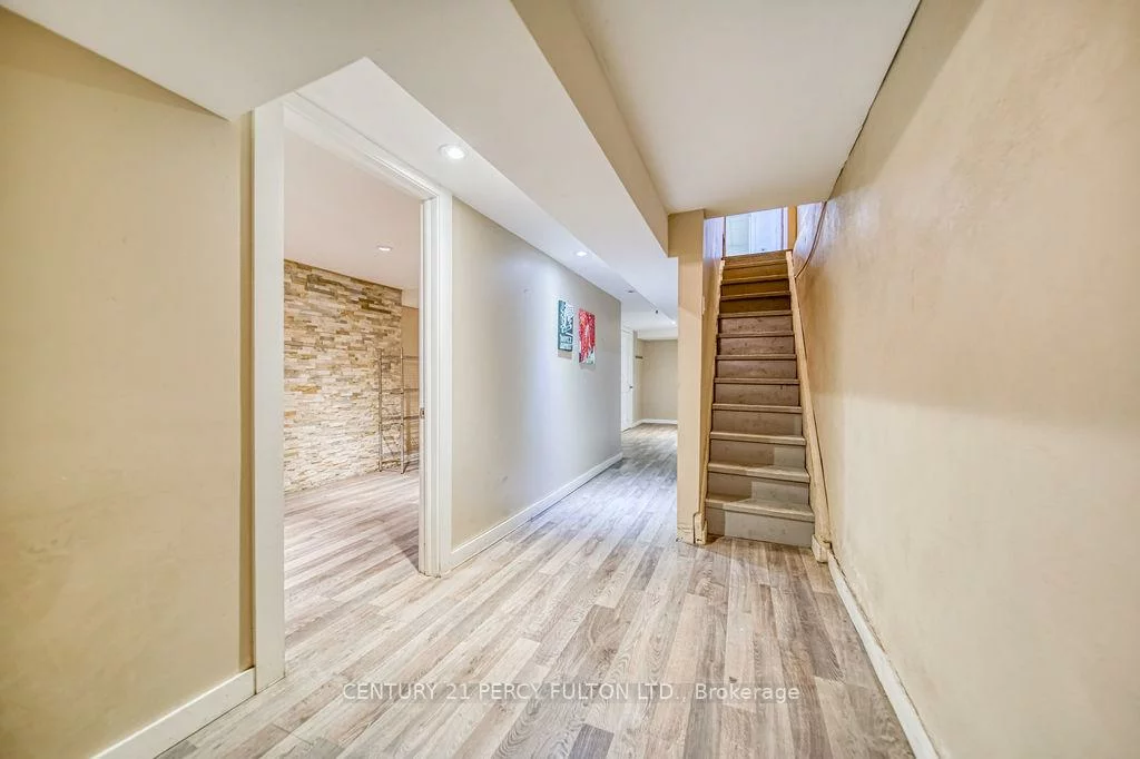 1606, Queen, South Parkdale, Toronto