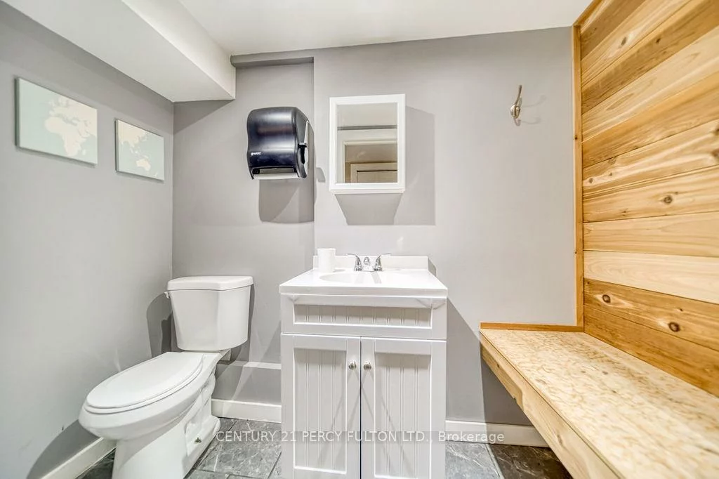 1606, Queen, South Parkdale, Toronto