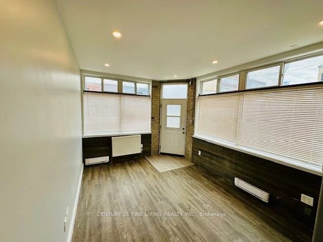 2029-2031, Eglinton, Caledonia-Fairbank, Toronto