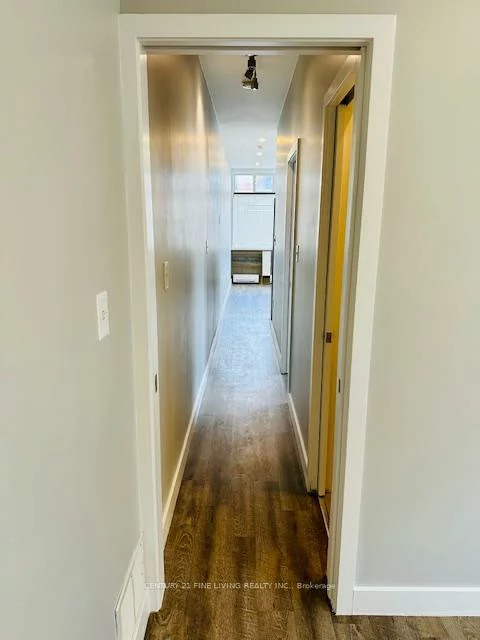 2029-2031, Eglinton, Caledonia-Fairbank, Toronto