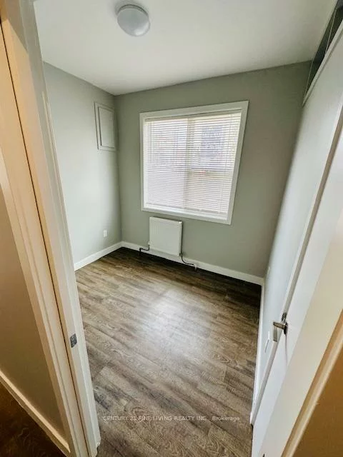 2029-2031, Eglinton, Caledonia-Fairbank, Toronto