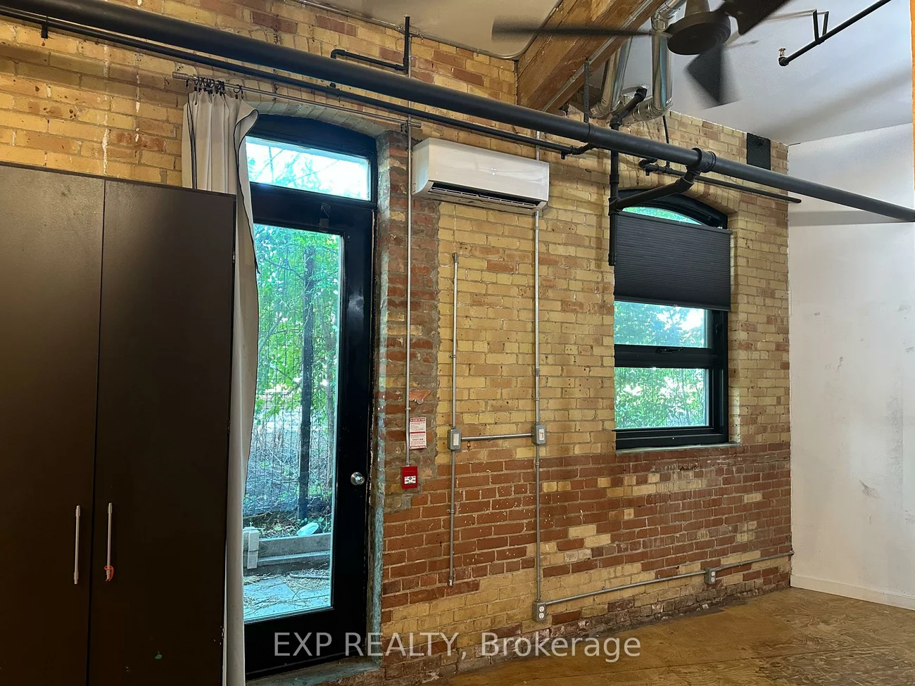 2480, Dundas, High Park North, Toronto