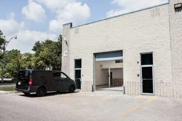 1444, Dupont, Junction Area, Toronto