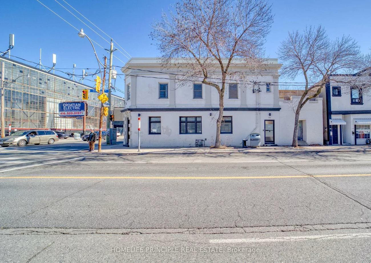 995, Dupont, Dovercourt-Wallace Emerson-Junction, Toronto