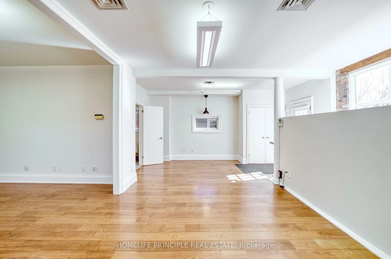 995, Dupont, Dovercourt-Wallace Emerson-Junction, Toronto