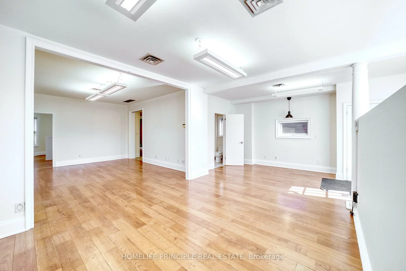 995, Dupont, Dovercourt-Wallace Emerson-Junction, Toronto