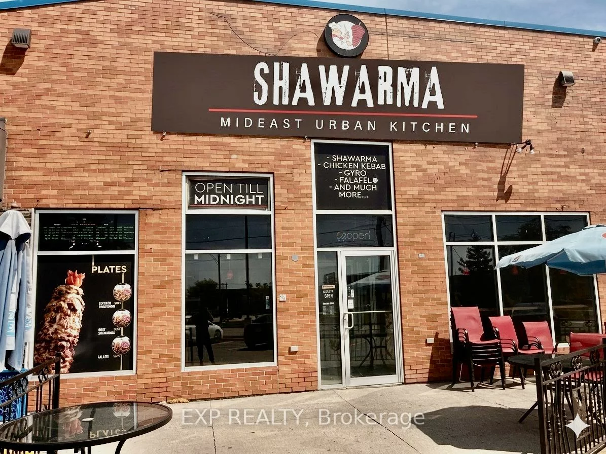 285, Rexdale, West Humber-Clairville, Toronto