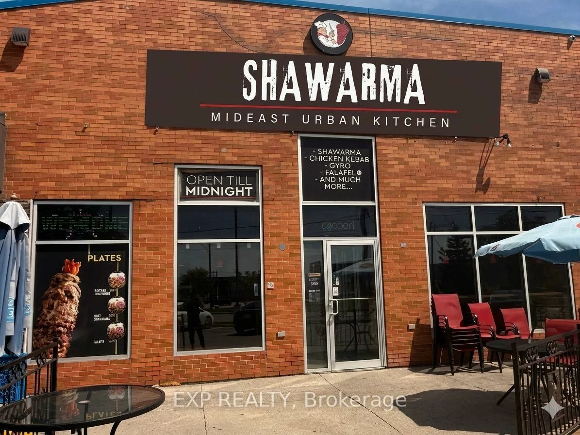 285, Rexdale, West Humber-Clairville, Toronto