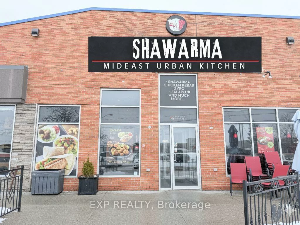 285, Rexdale, West Humber-Clairville, Toronto