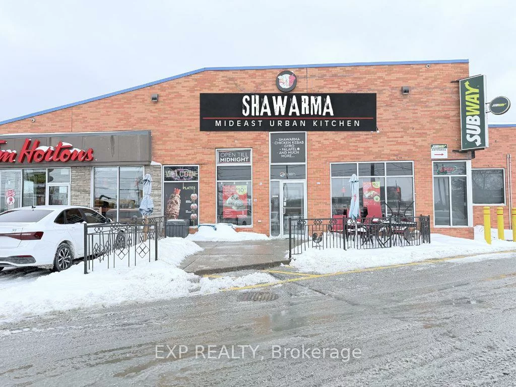285, Rexdale, West Humber-Clairville, Toronto