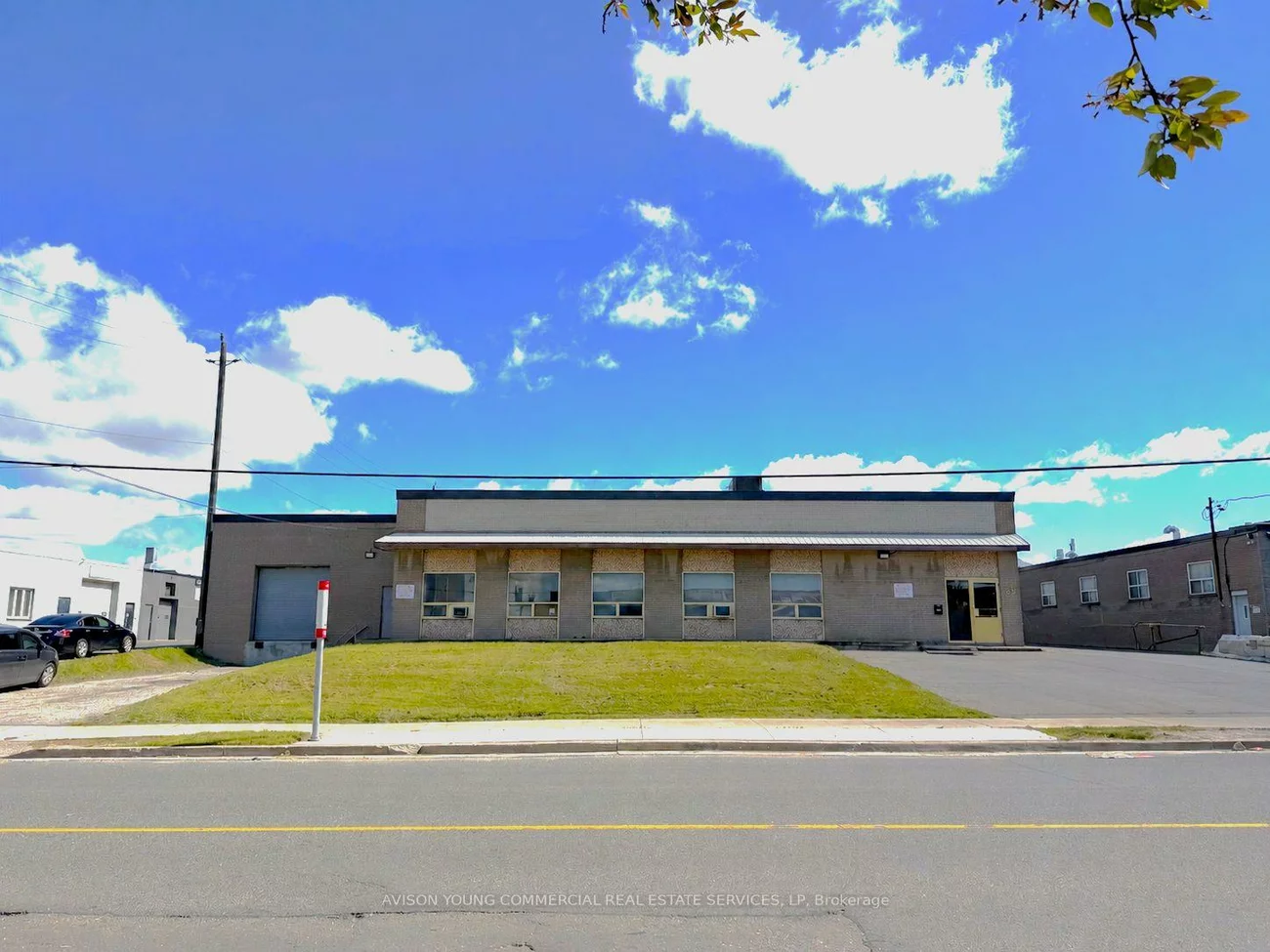 55, Milvan, Humber Summit, Toronto