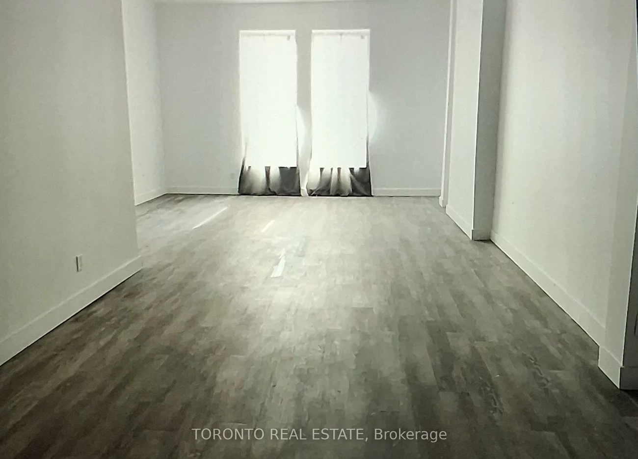 1378, Queen, South Parkdale, Toronto