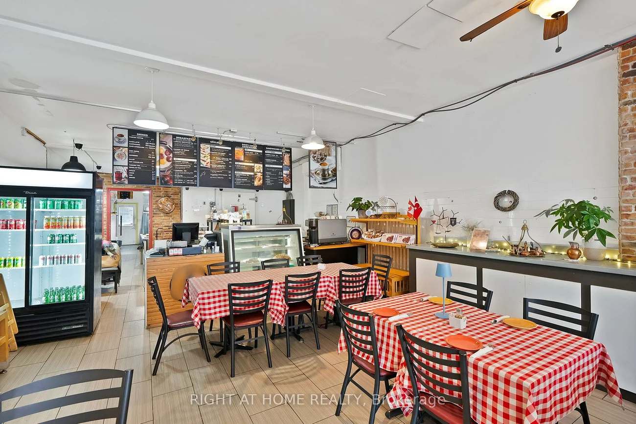 5122, Dundas, Islington-City Centre West, Toronto