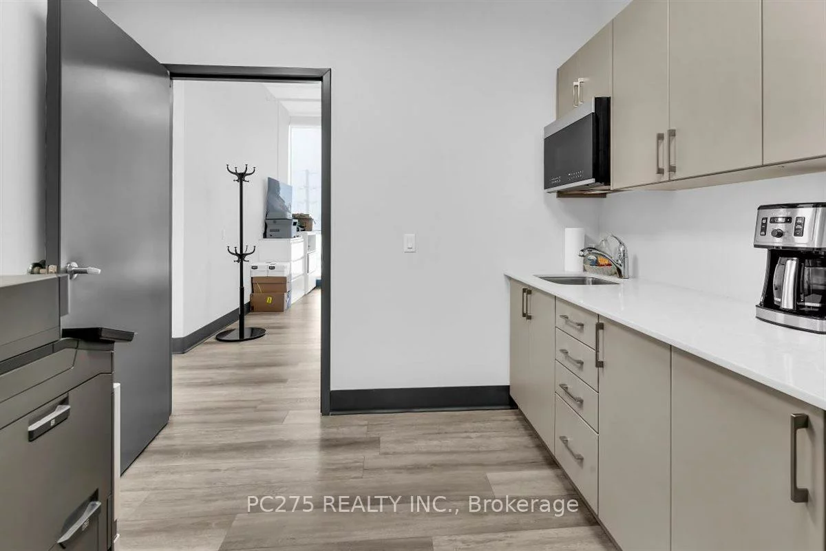 1275, FINCH, York University Heights, Toronto