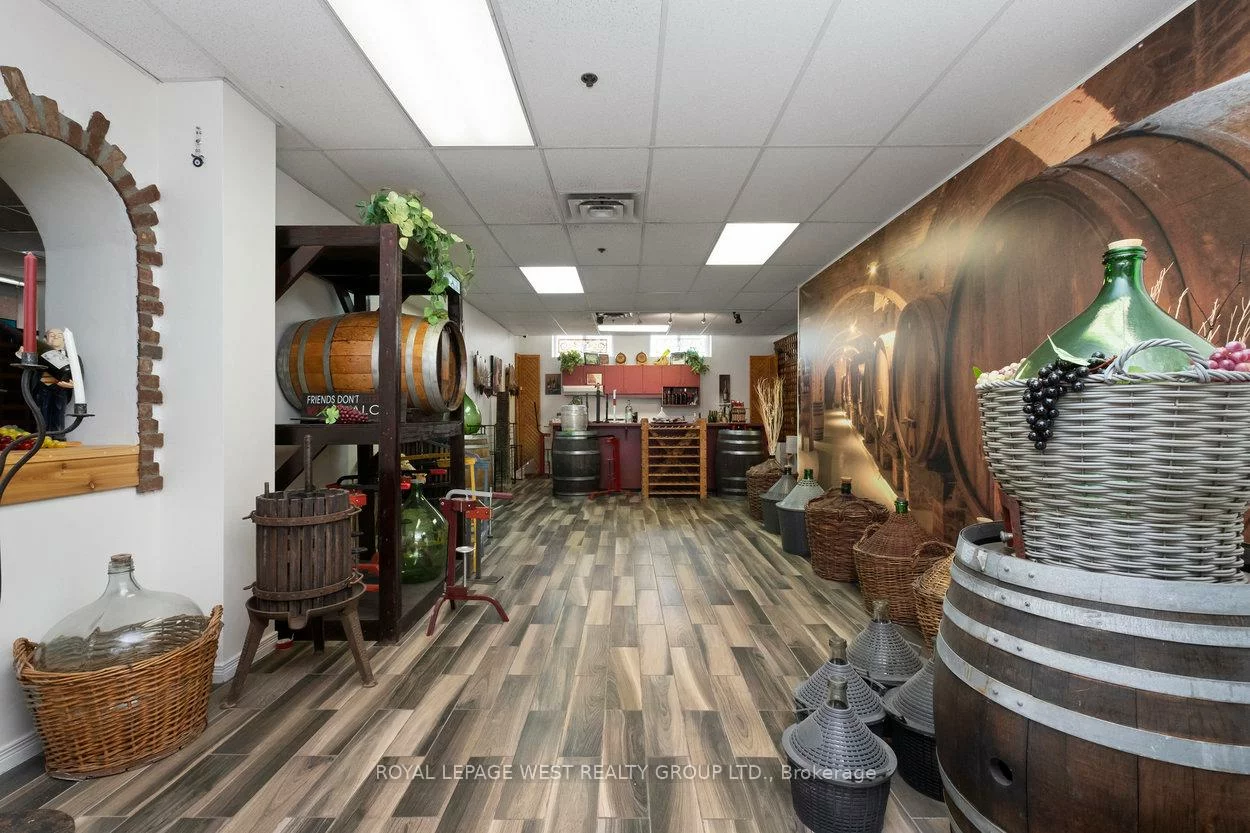 45, Densley, Brookhaven-Amesbury, Toronto