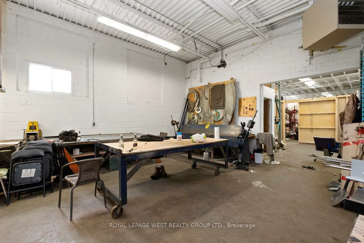 45, Densley, Brookhaven-Amesbury, Toronto