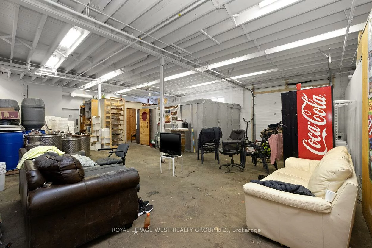 45, Densley, Brookhaven-Amesbury, Toronto