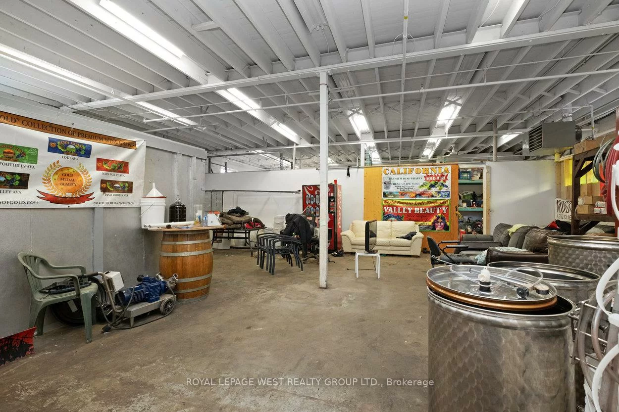 45, Densley, Brookhaven-Amesbury, Toronto