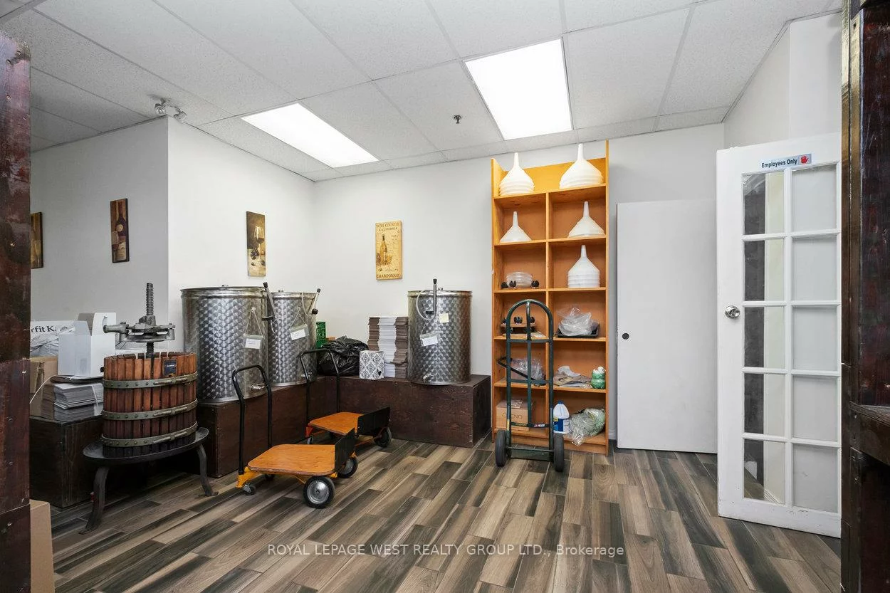 45, Densley, Brookhaven-Amesbury, Toronto