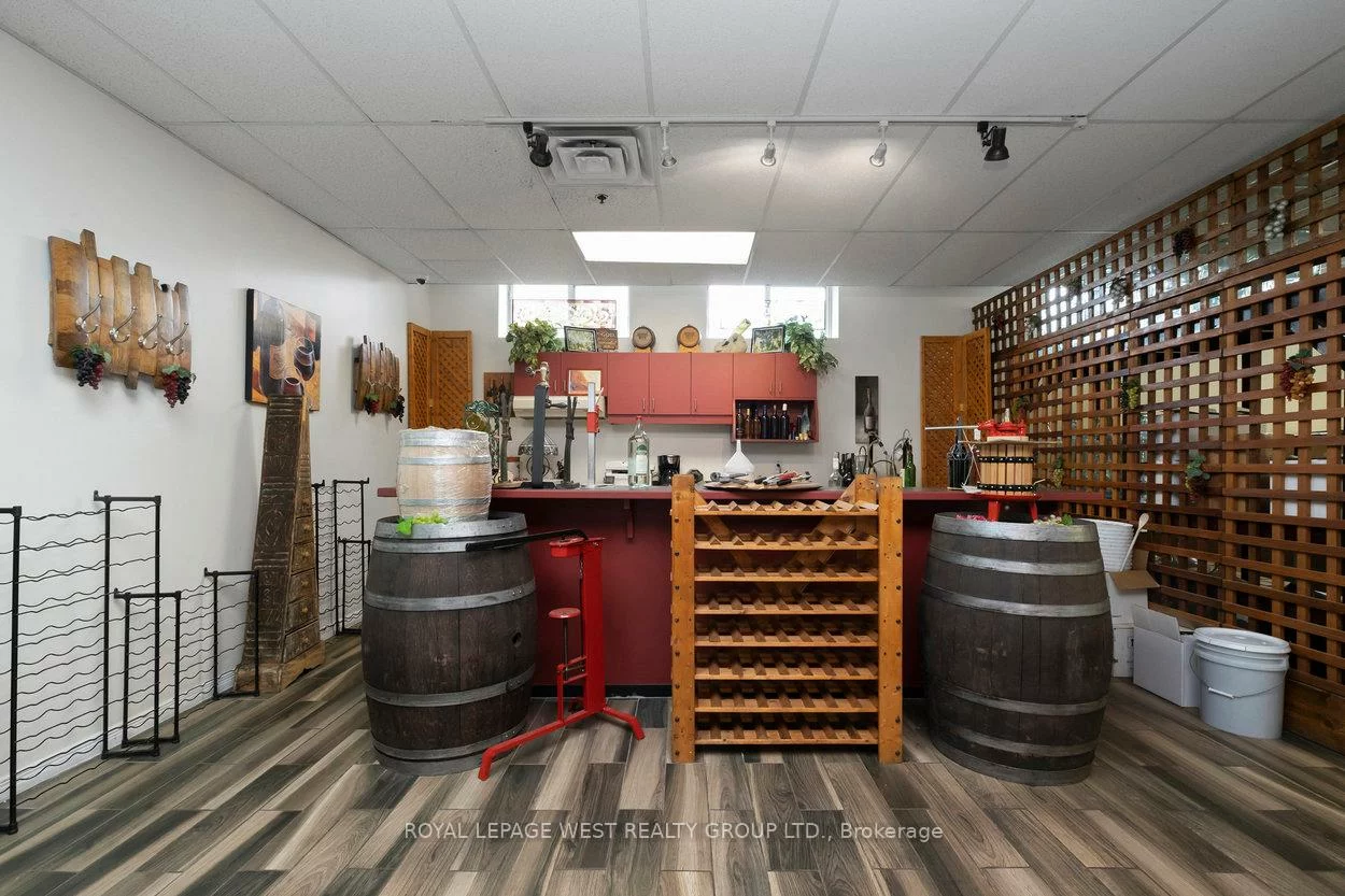 45, Densley, Brookhaven-Amesbury, Toronto