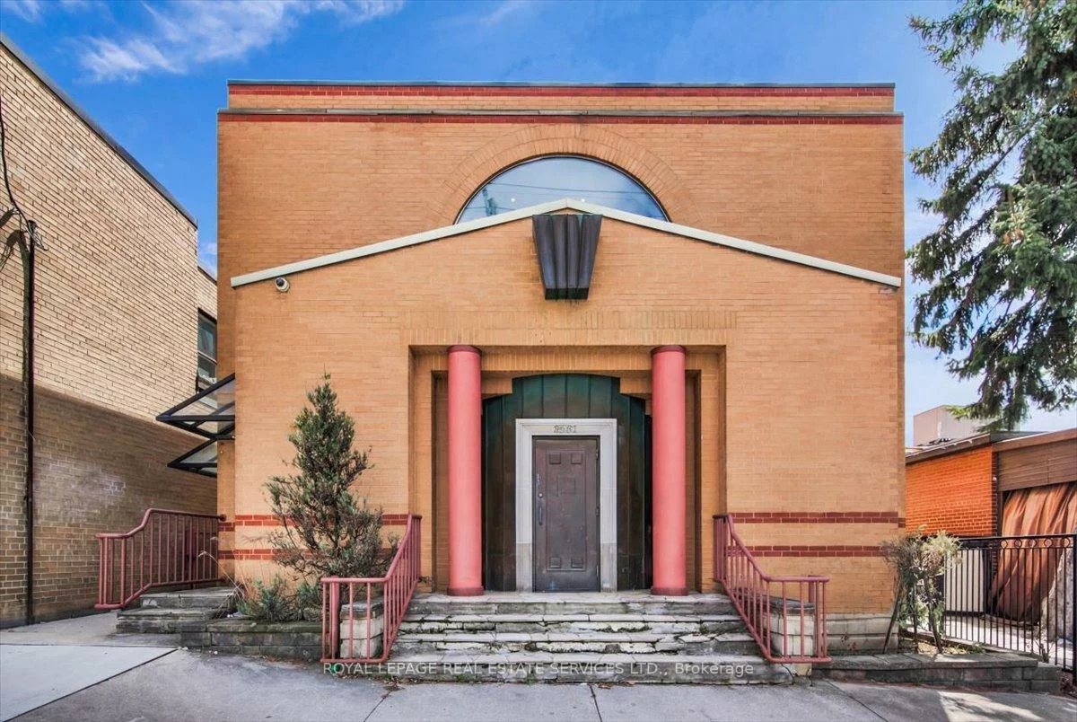 2547A, Eglinton, Keelesdale-Eglinton West, Toronto
