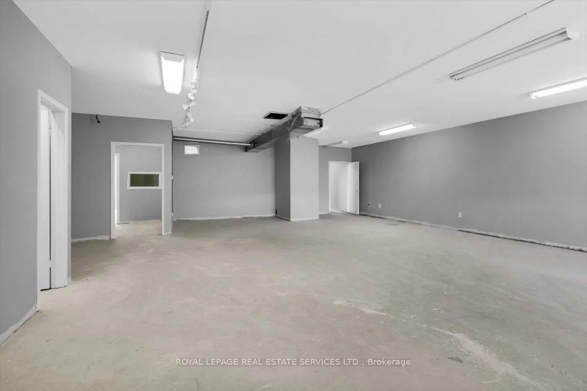 2547A, Eglinton, Keelesdale-Eglinton West, Toronto