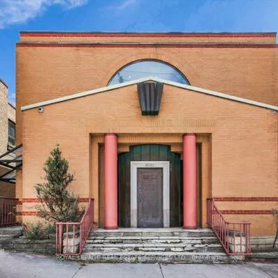 2547A, Eglinton, Keelesdale-Eglinton West, Toronto