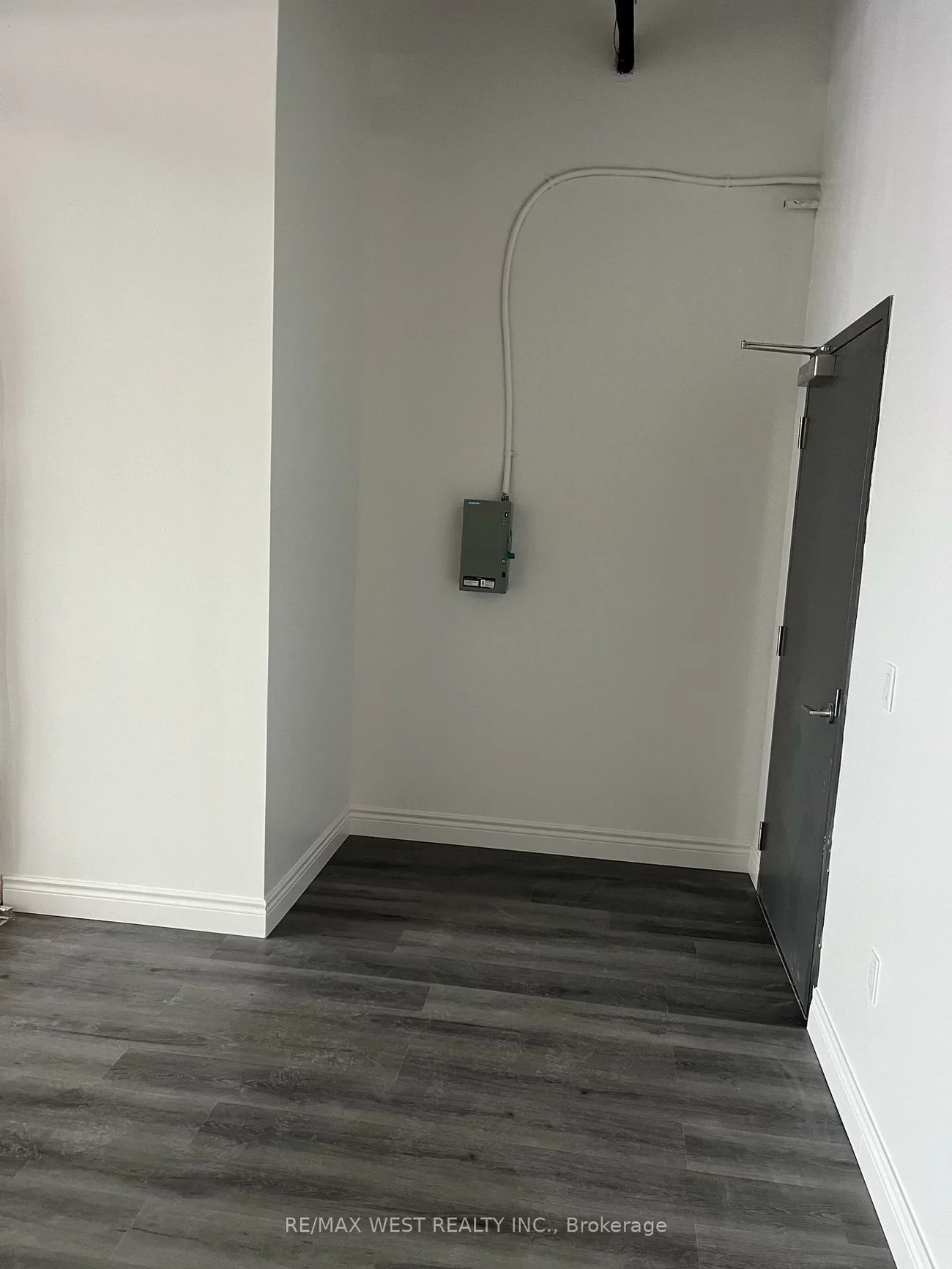 600, Dixon, West Humber-Clairville, Toronto