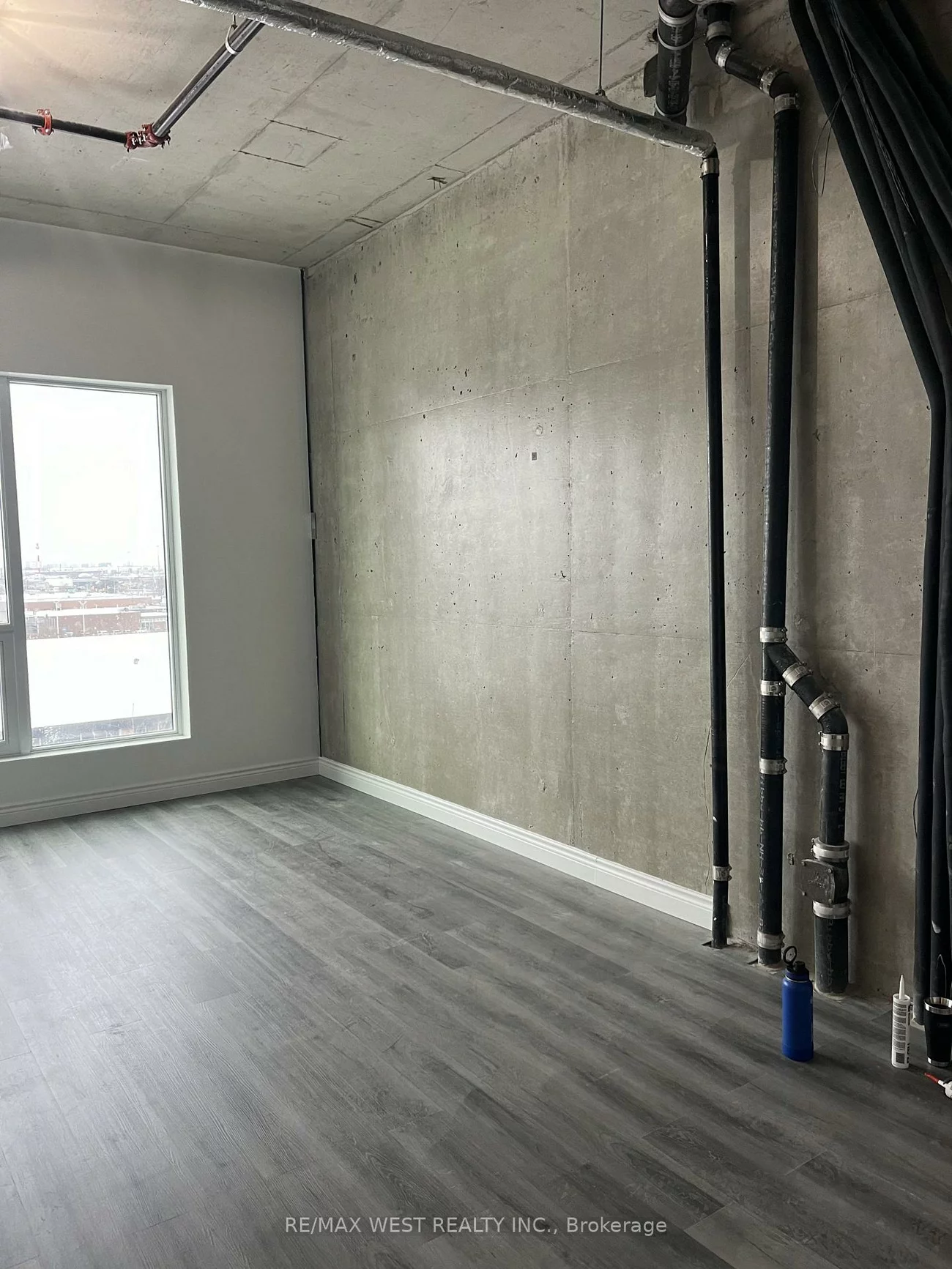 600, Dixon, West Humber-Clairville, Toronto