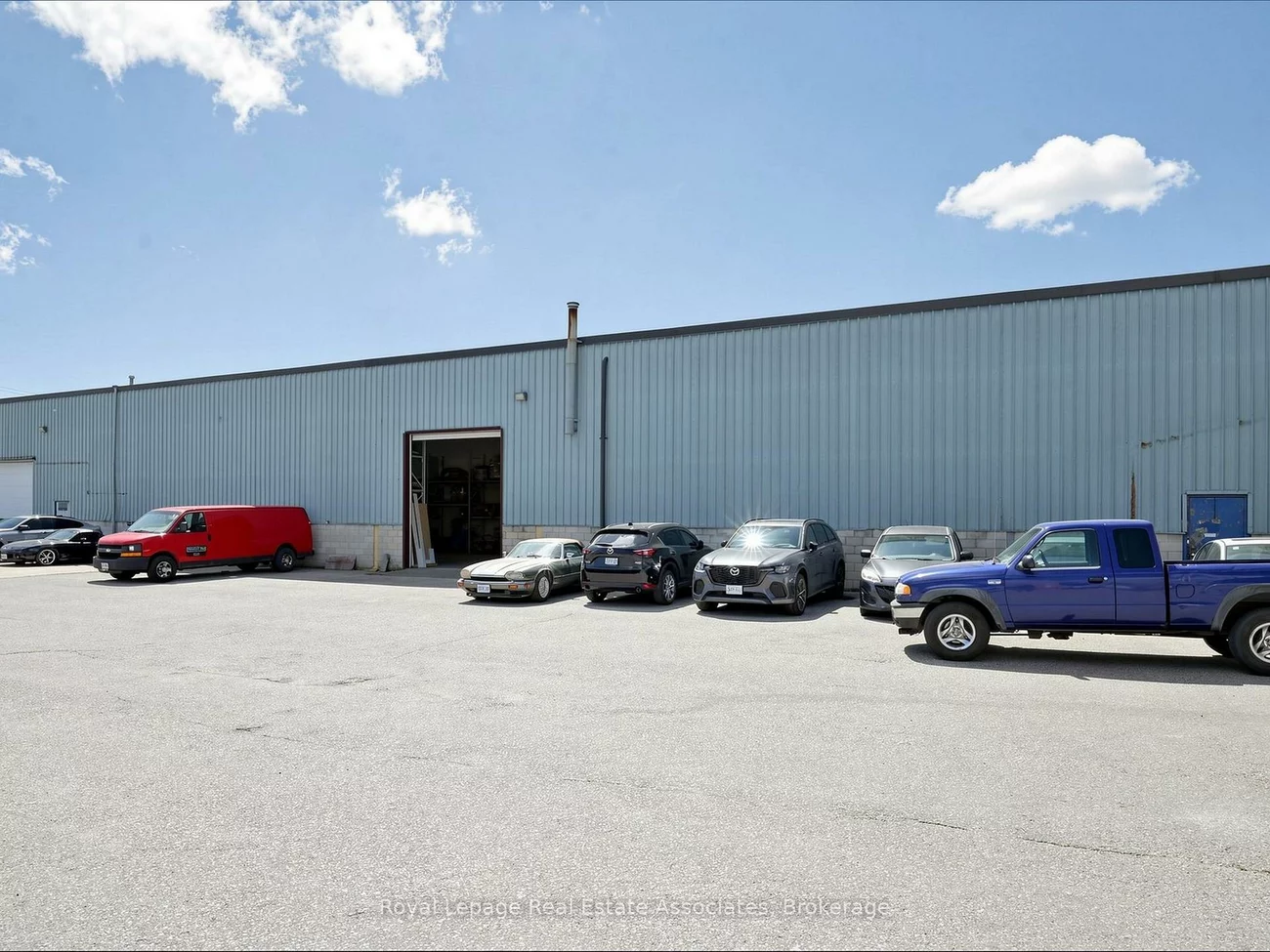 41, Shorncliffe, Islington-City Centre West, Toronto