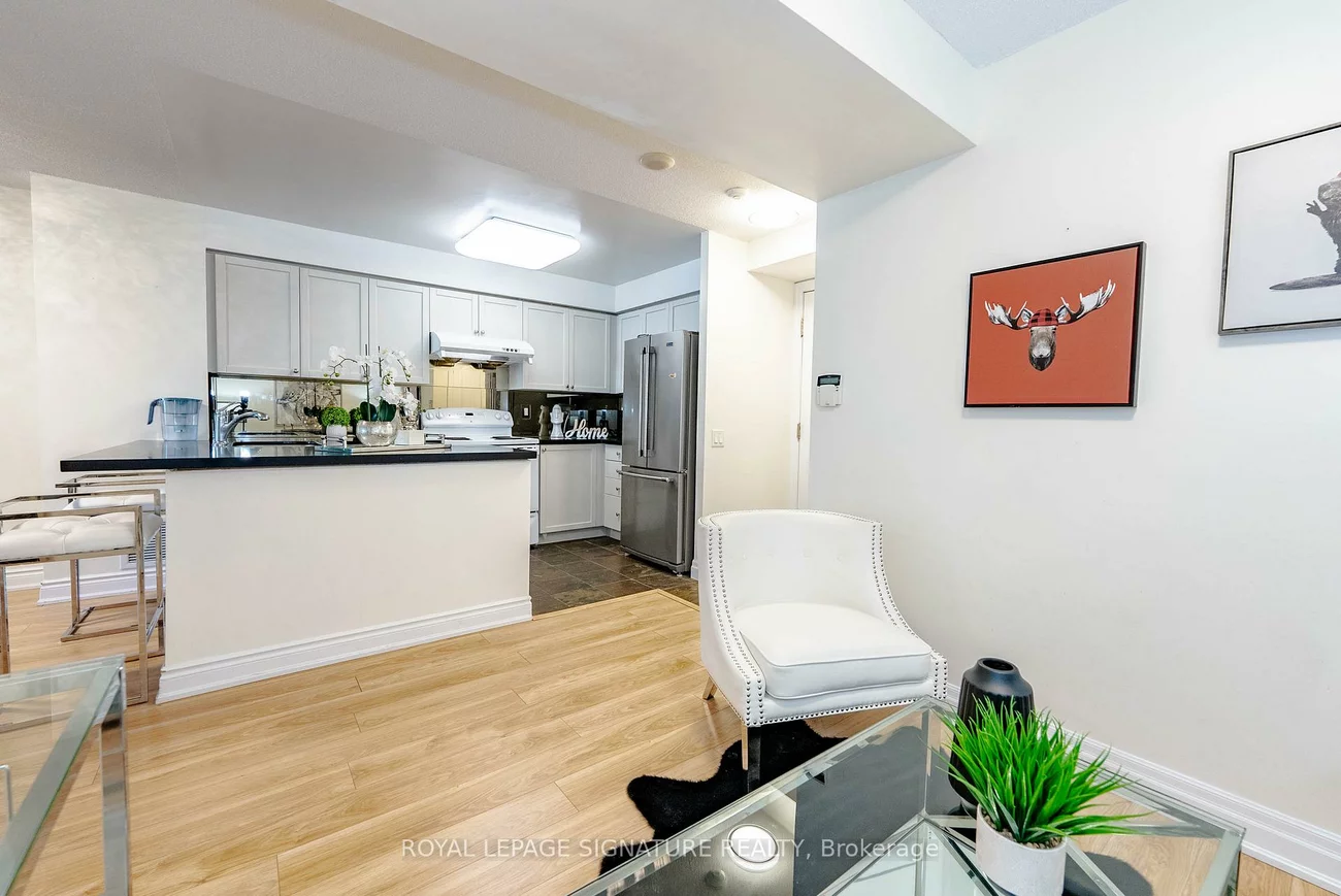1768, St Clair, Weston-Pellam Park, Toronto