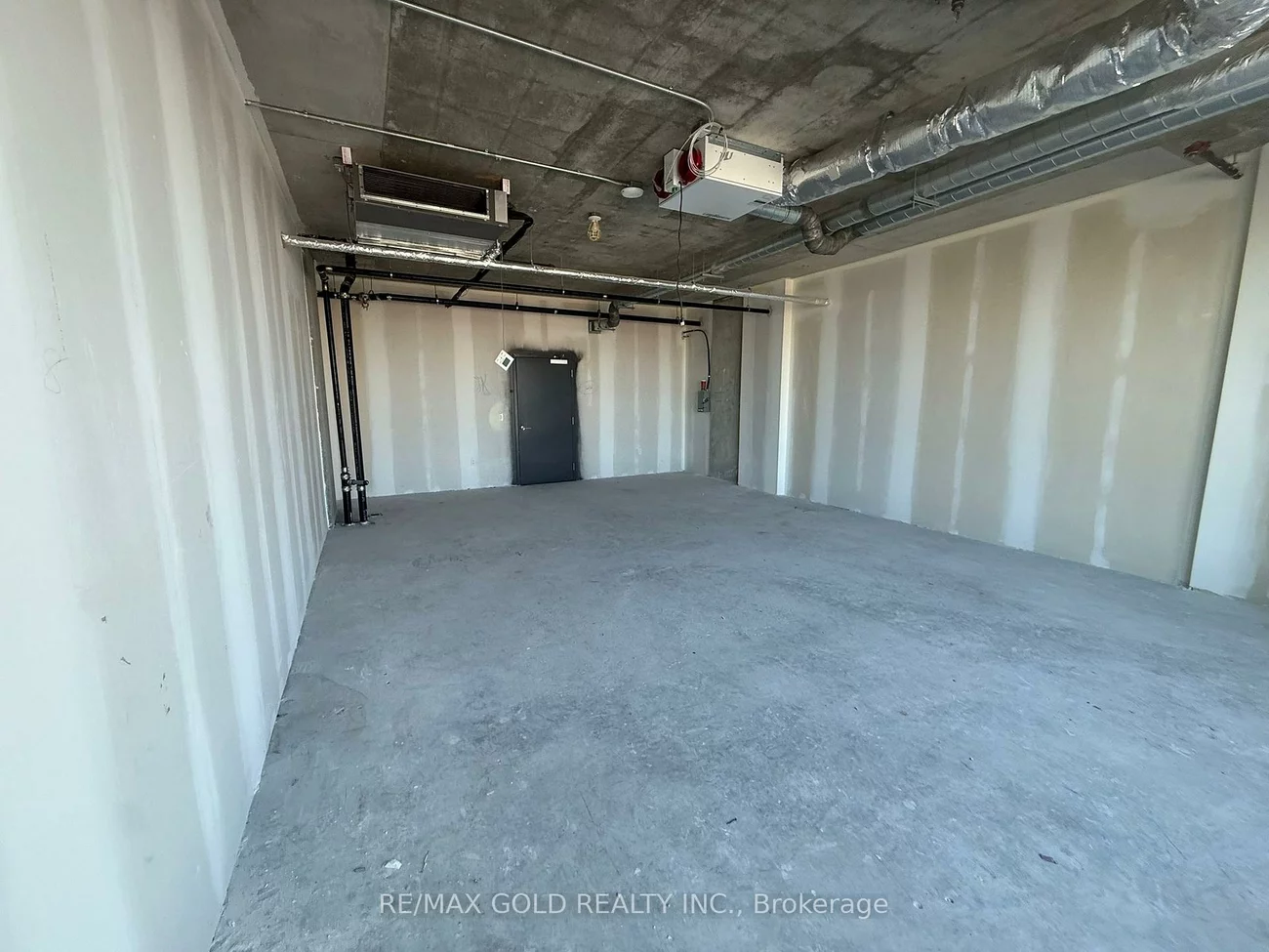 998, Martin Grove, West Humber-Clairville, Toronto