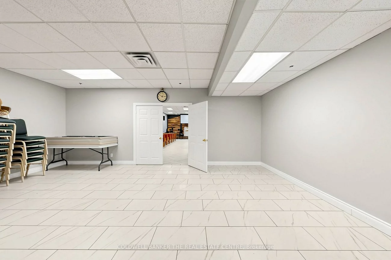 94, Kenhar, Humber Summit, Toronto