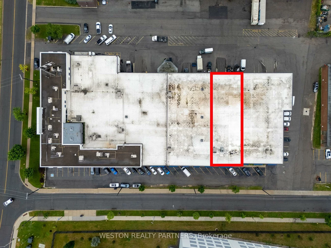 240, Bartor, Downsview-Roding-CFB, Toronto