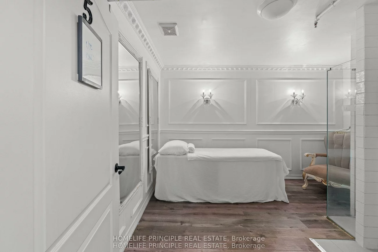 1270, Finch, York University Heights, Toronto