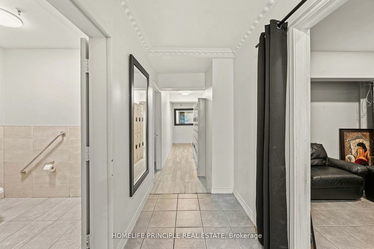 1270, Finch, York University Heights, Toronto