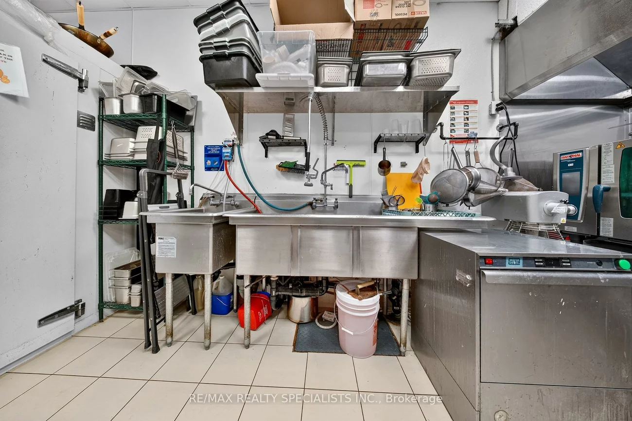 2930, Islington, Humber Summit, Toronto