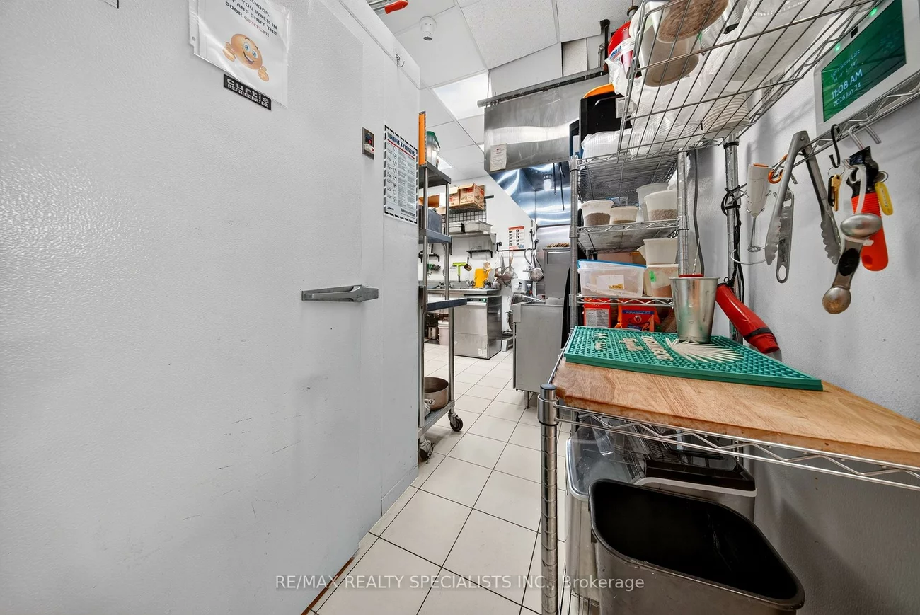 2930, Islington, Humber Summit, Toronto