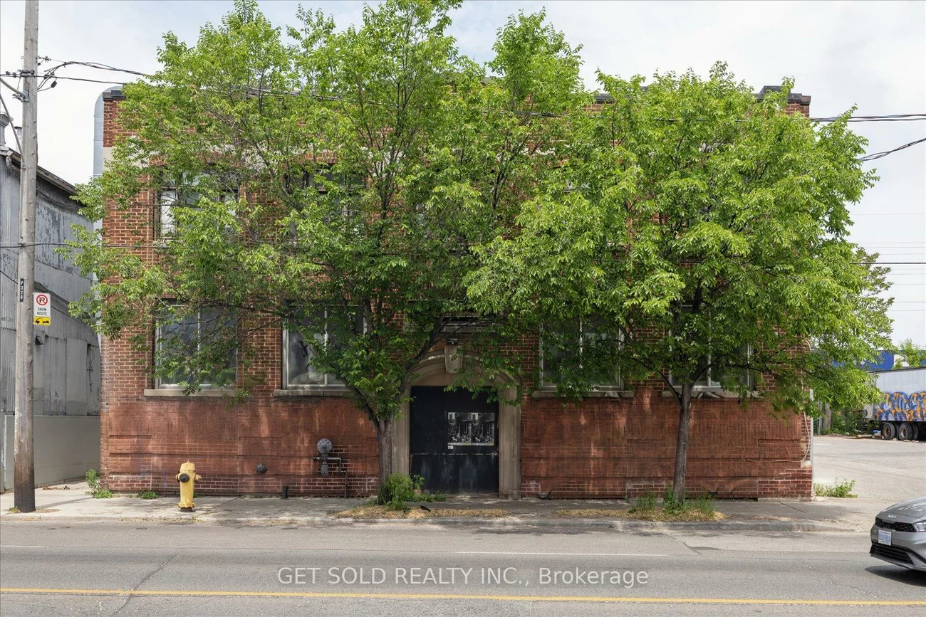 1020, Dupont, Dovercourt-Wallace Emerson-Junction, Toronto