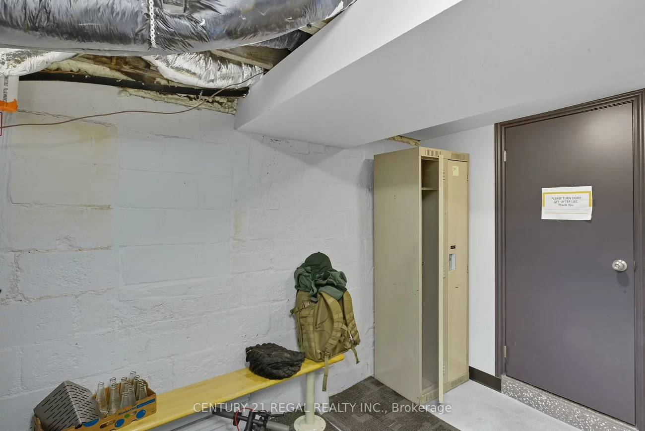 1700, St Clair, Weston-Pellam Park, Toronto