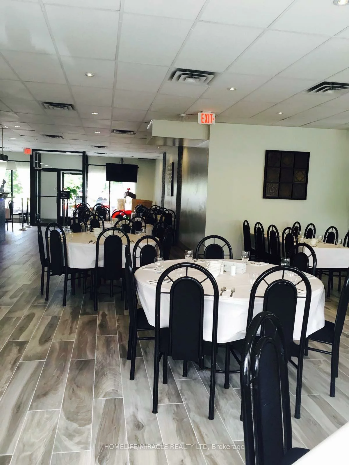 1123, Albion, Rexdale-Kipling, Toronto