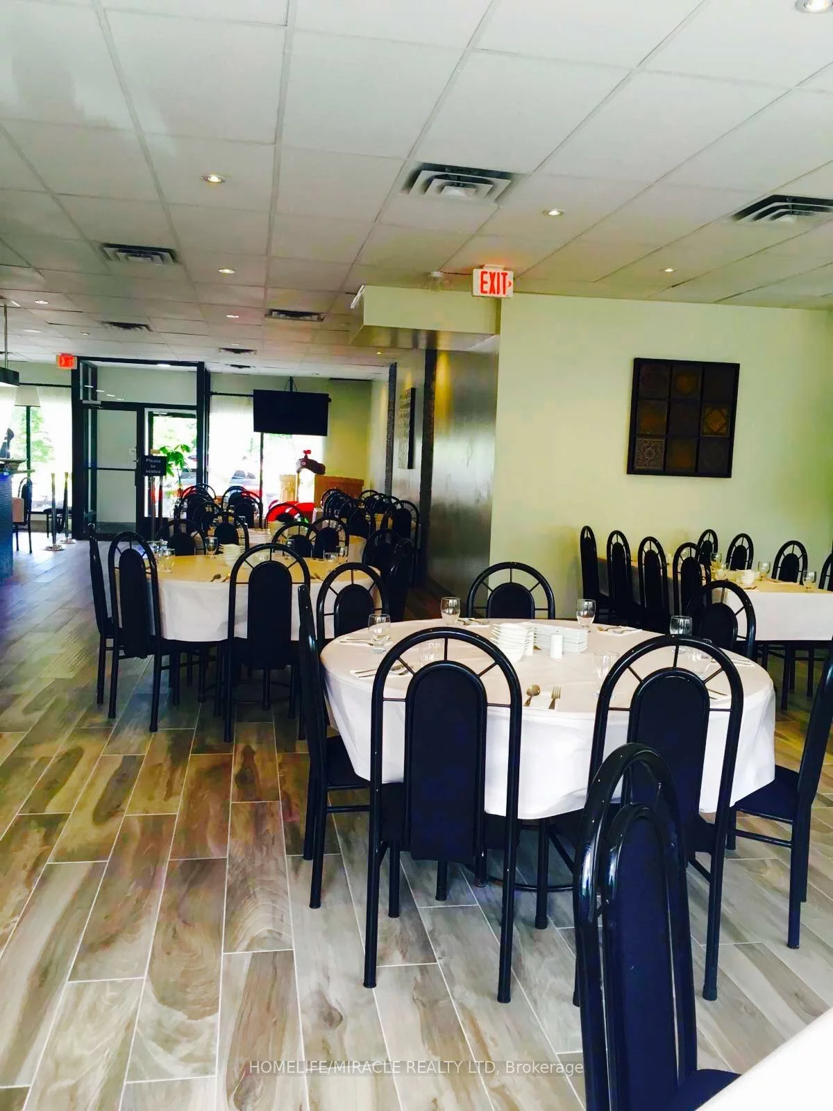 1123, Albion, Rexdale-Kipling, Toronto