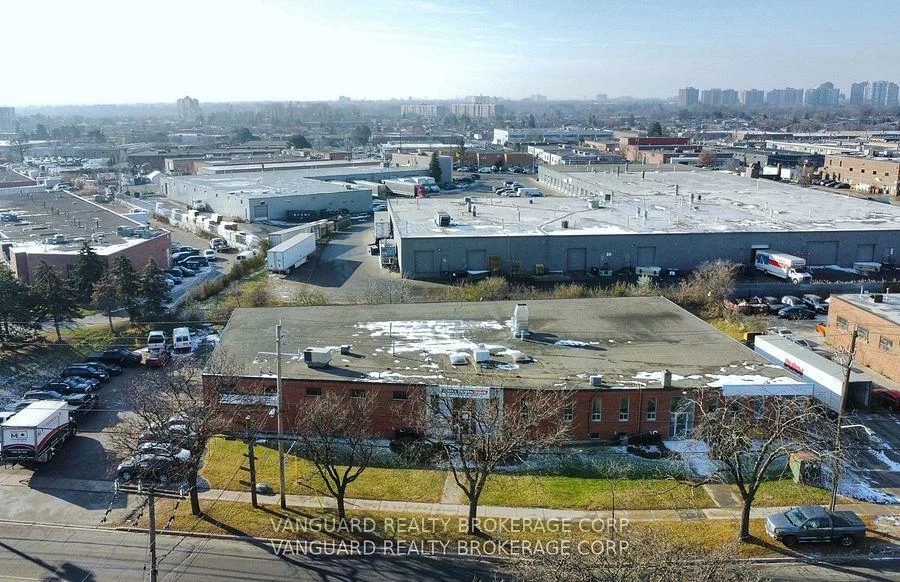185, Toryork, Humber Summit, Toronto