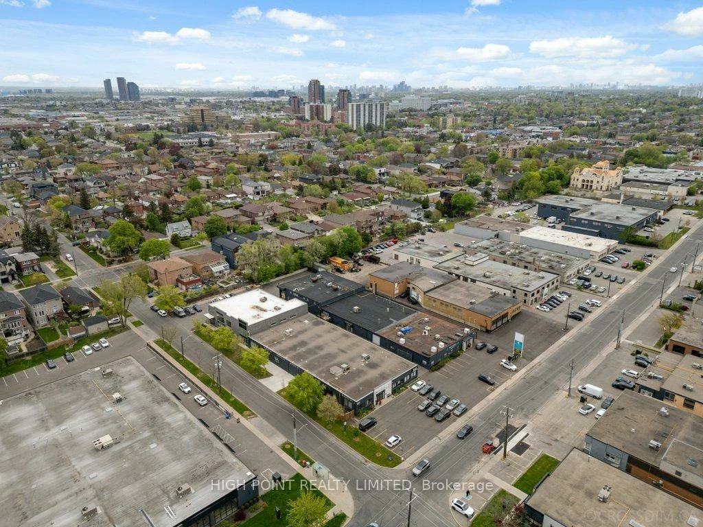 116-120, tycos, Yorkdale-Glen Park, Toronto