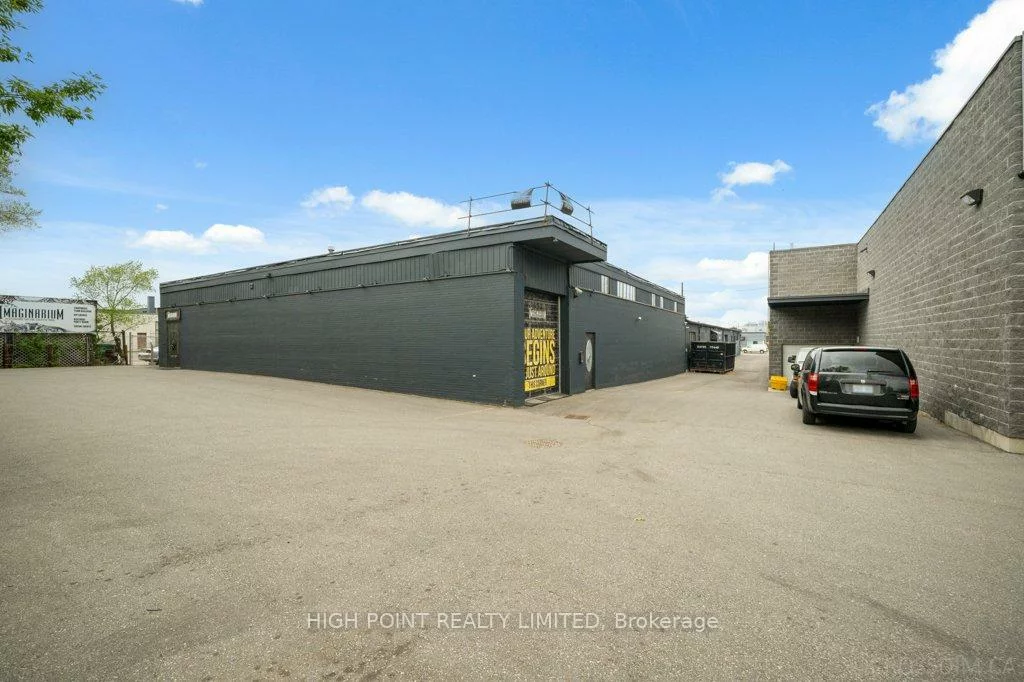 116-120, tycos, Yorkdale-Glen Park, Toronto