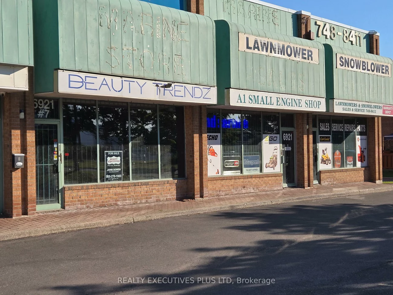 6921, Steeles, West Humber-Clairville, Toronto