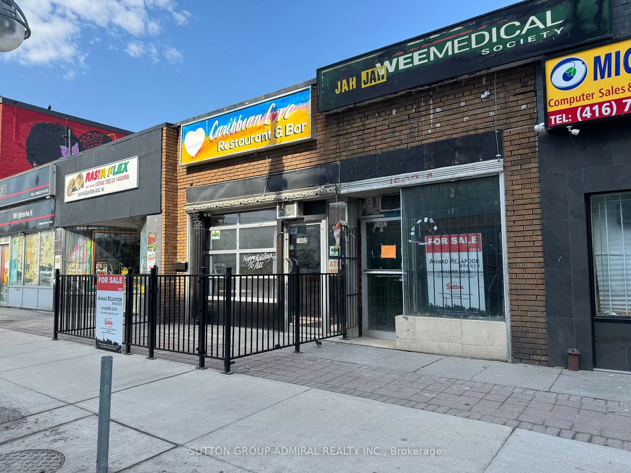 1602, Eglinton, Briar Hill-Belgravia, Toronto