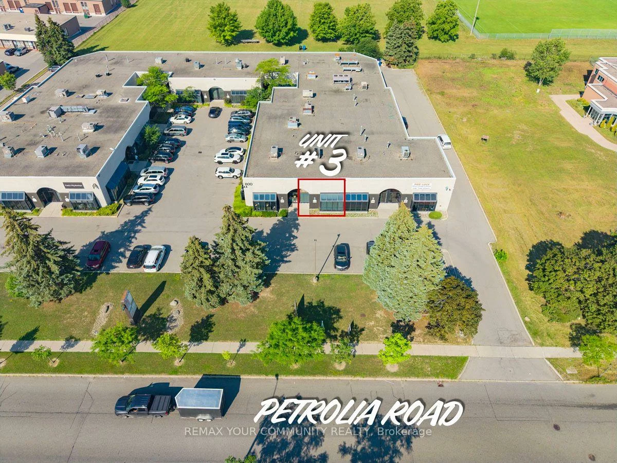 800, Petrolia, York University Heights, Toronto